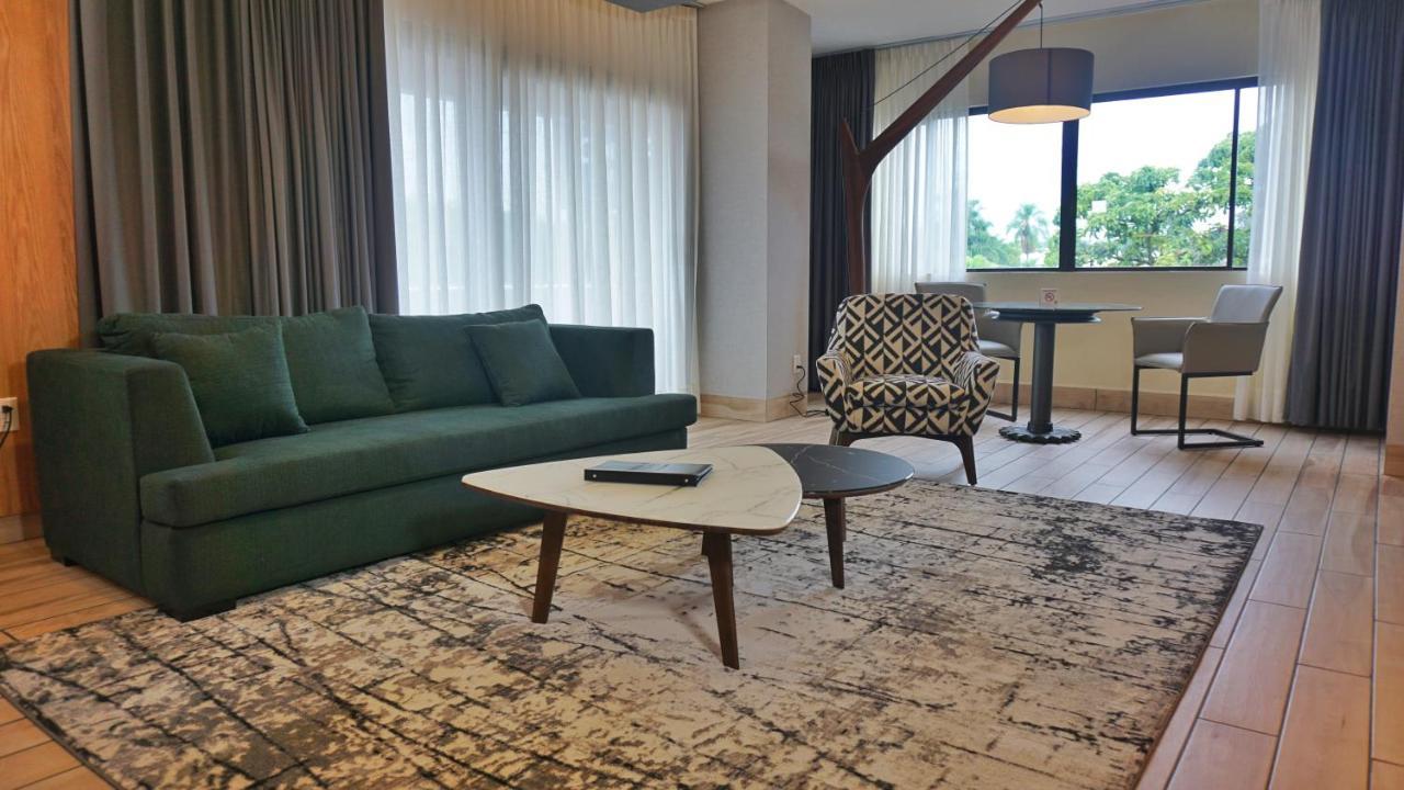 Comfort Inn Cordoba Luaran gambar