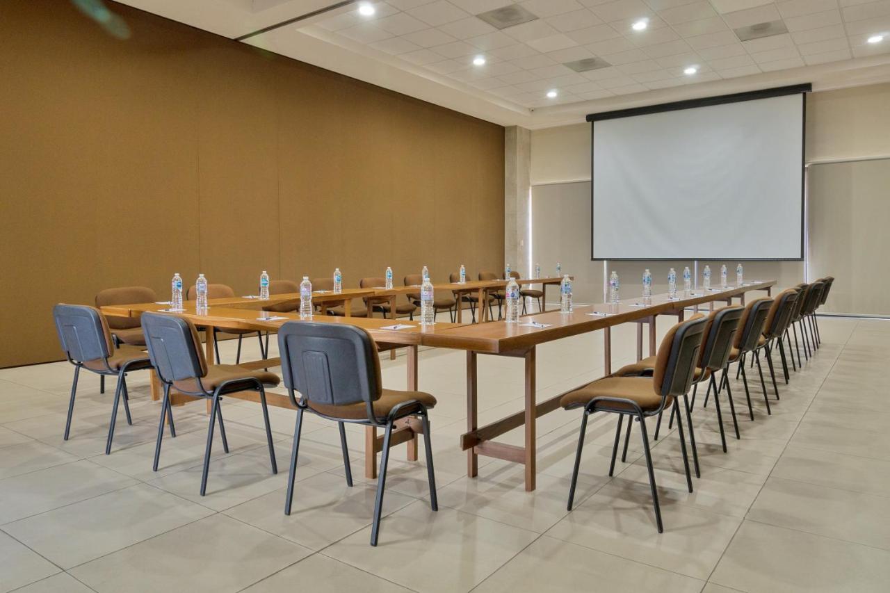 Comfort Inn Cordoba Luaran gambar