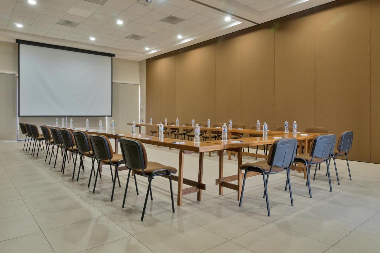 Comfort Inn Cordoba Luaran gambar